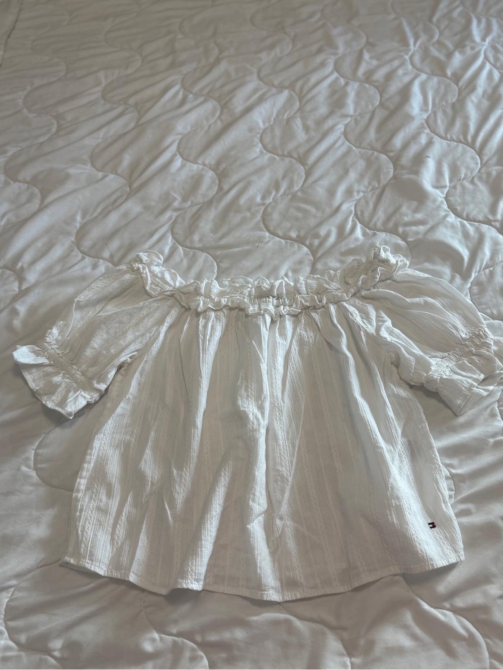 White Off-Shoulder Peasant Top - Comfortable Everyday Style